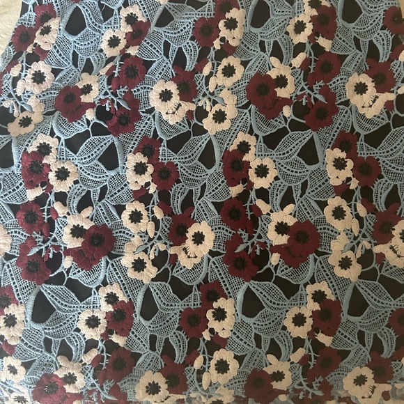 Gorgeous Adelyn Rae dress, like new condition. - Picture 2 of 3